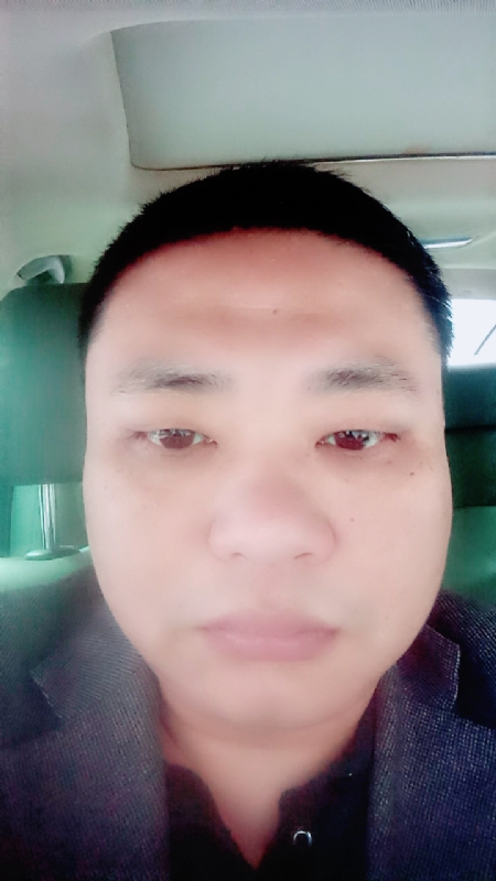 向日葵的第一张照片--仁化父母相亲团
